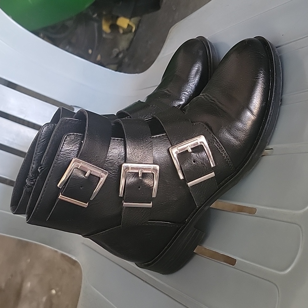 Black boots